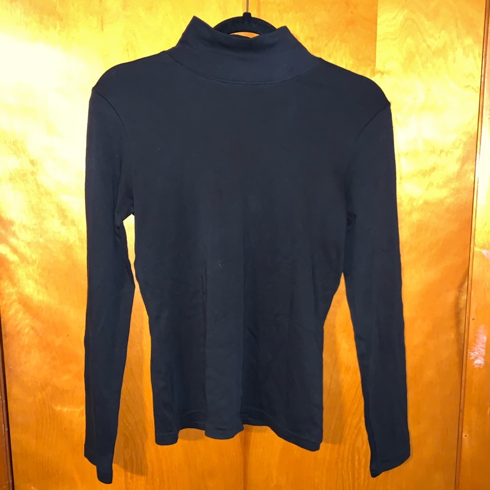 Long sleeved turtleneck